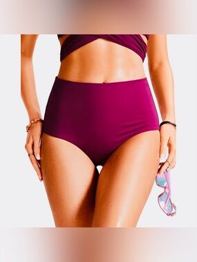 CRZ YOGA Women’s High Waisted Bikini Bottom in Berry - 0/2, NEW (Never Worn)